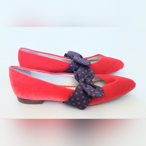 1901 Hamilton Size 7M Red Velvet Preppy Style Flats Shoes Bow - Picture 5 of 8